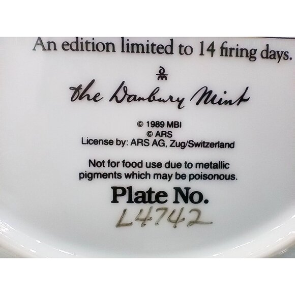 MJ Hummel Apple Tree Boy and Girl Decorative Plate Danbury Mint Little Companion - Picture 9 of 12